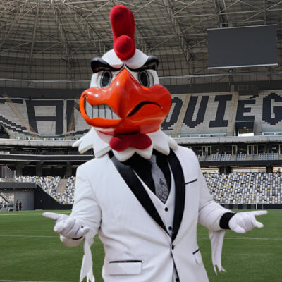 Casamento coletivo na Arena MRV oficializa uniões e alivia bolso dos casais