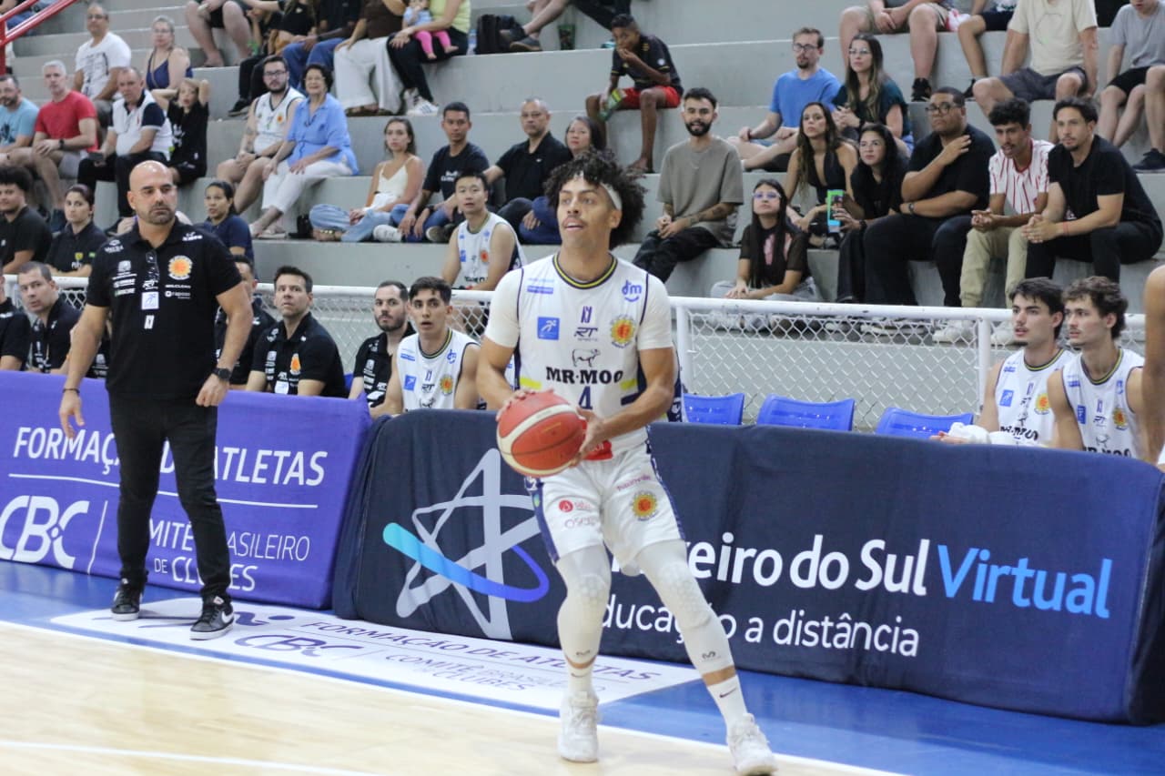 Mr.Moo São José Basketball atropela o Rio Claro e vence a segunda seguida no NBB Caixa