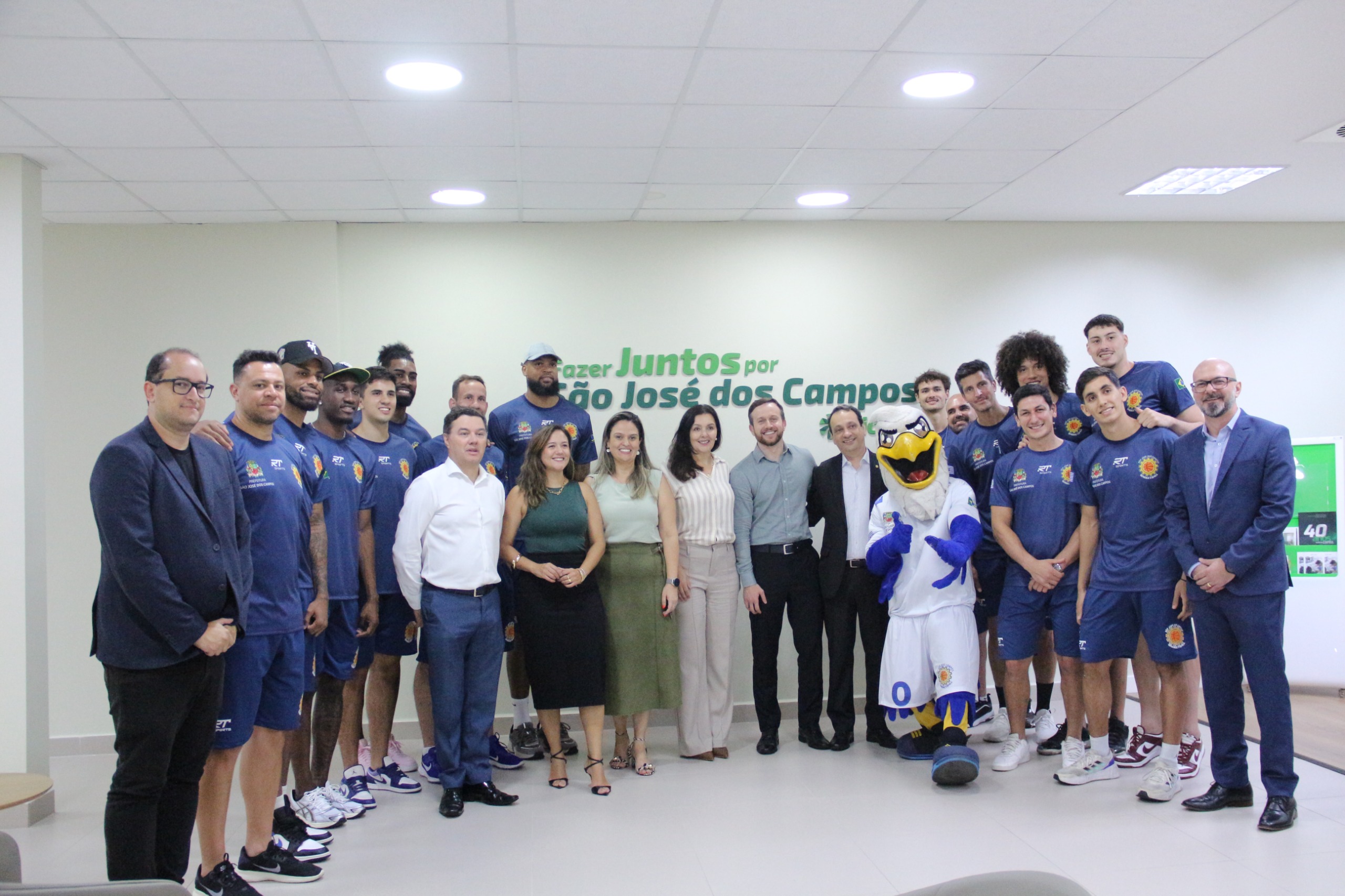 São José Basketball e Sicredi fecham parceria para sequência da temporada 2025/26