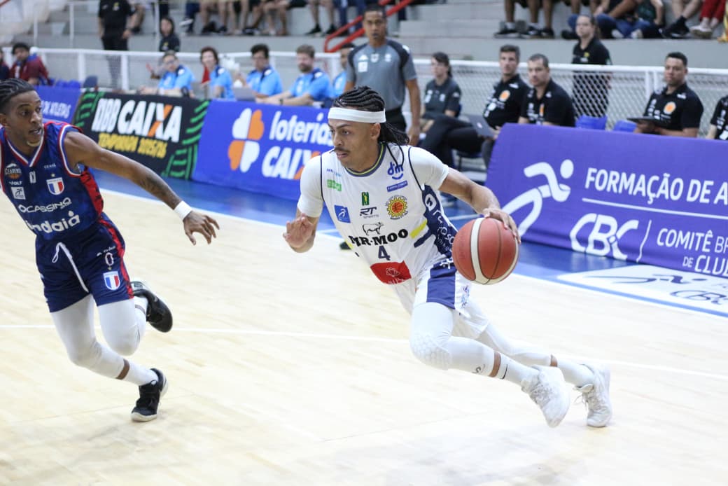 Mr.Moo São José Basketball vence o Fortaleza Basquete Cearense em casa pelo NBB Caixa