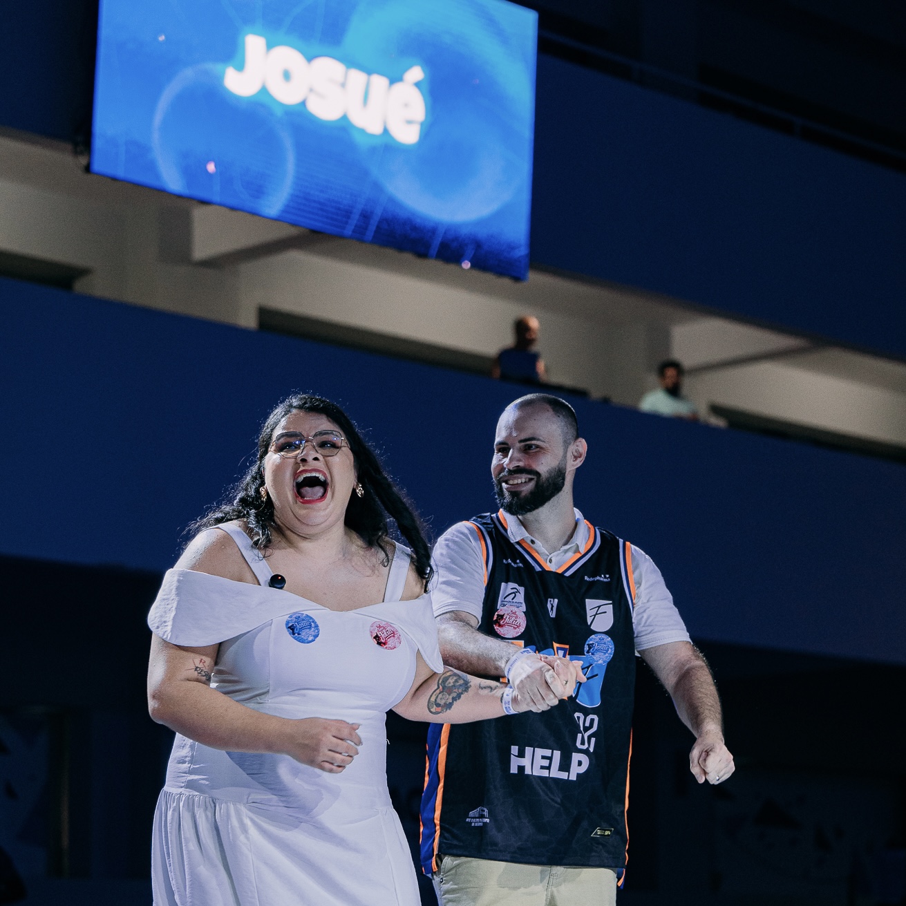 “Agora nossa felicidade tem nome”: Arena Unifacisa vira palco de chá revelação no intervalo de Unifacisa x Pato Basquete pelo NBB